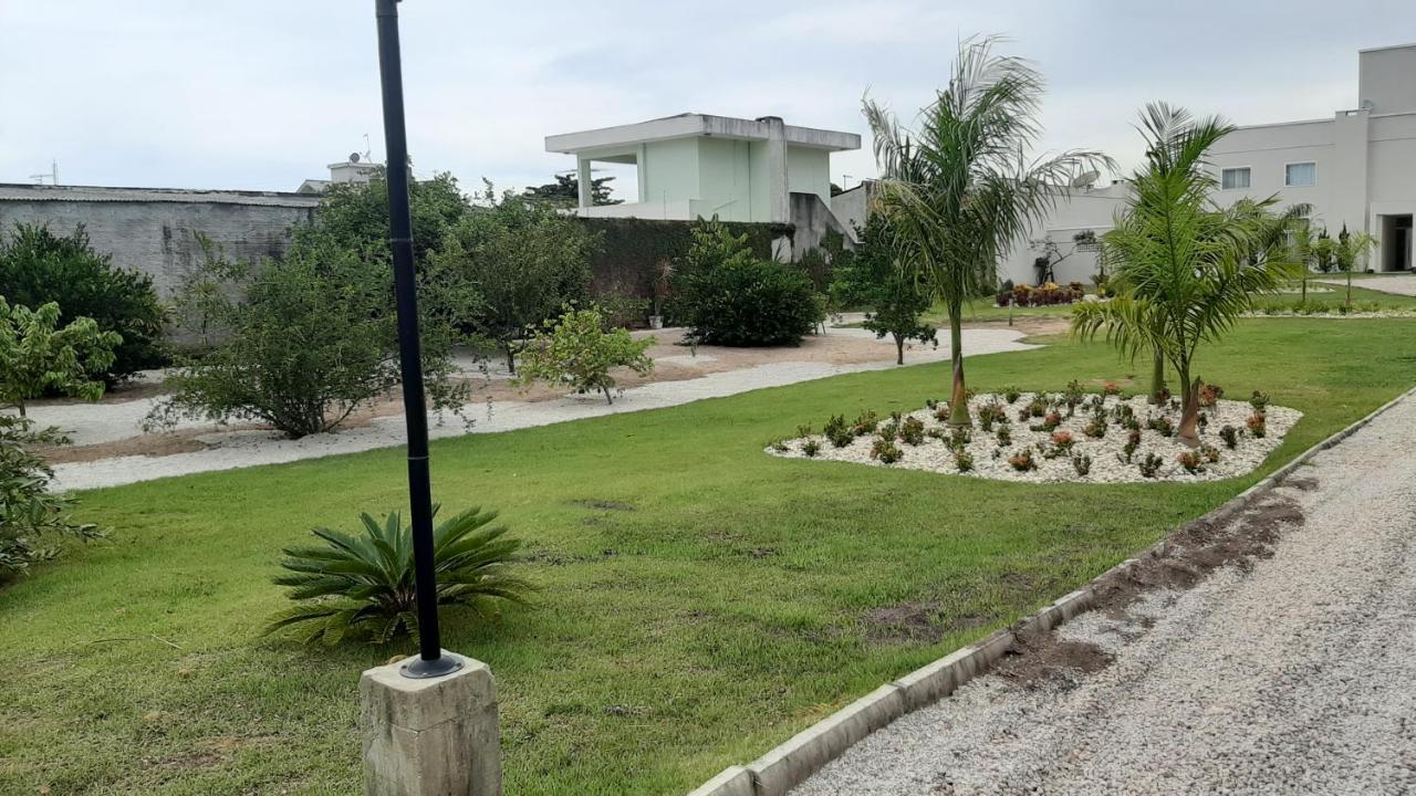 Excelente Sobrado Confortavel No Centro De Tijucas Proximo As Praias エクステリア 写真