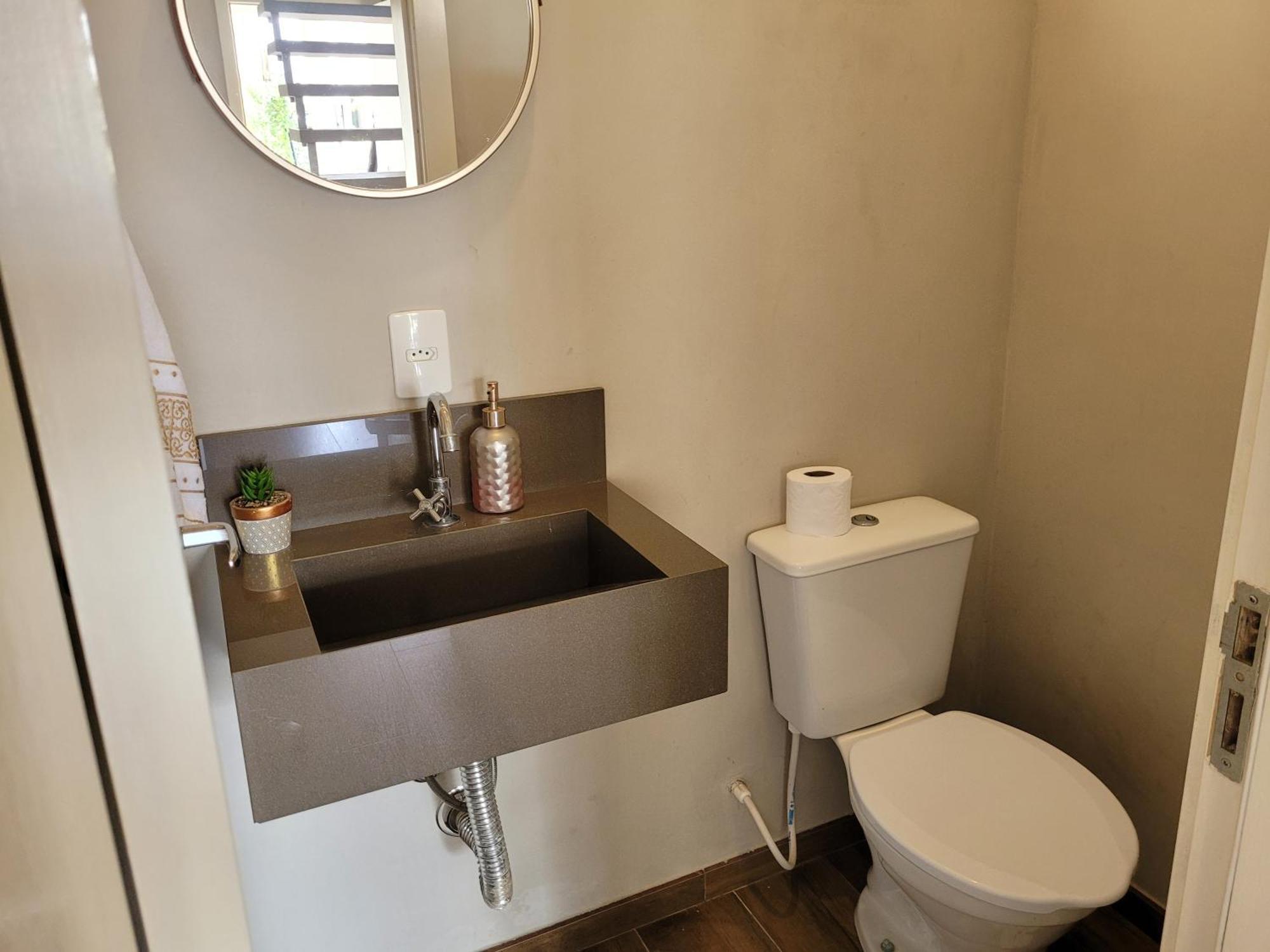 Excelente Sobrado Confortavel No Centro De Tijucas Proximo As Praias エクステリア 写真